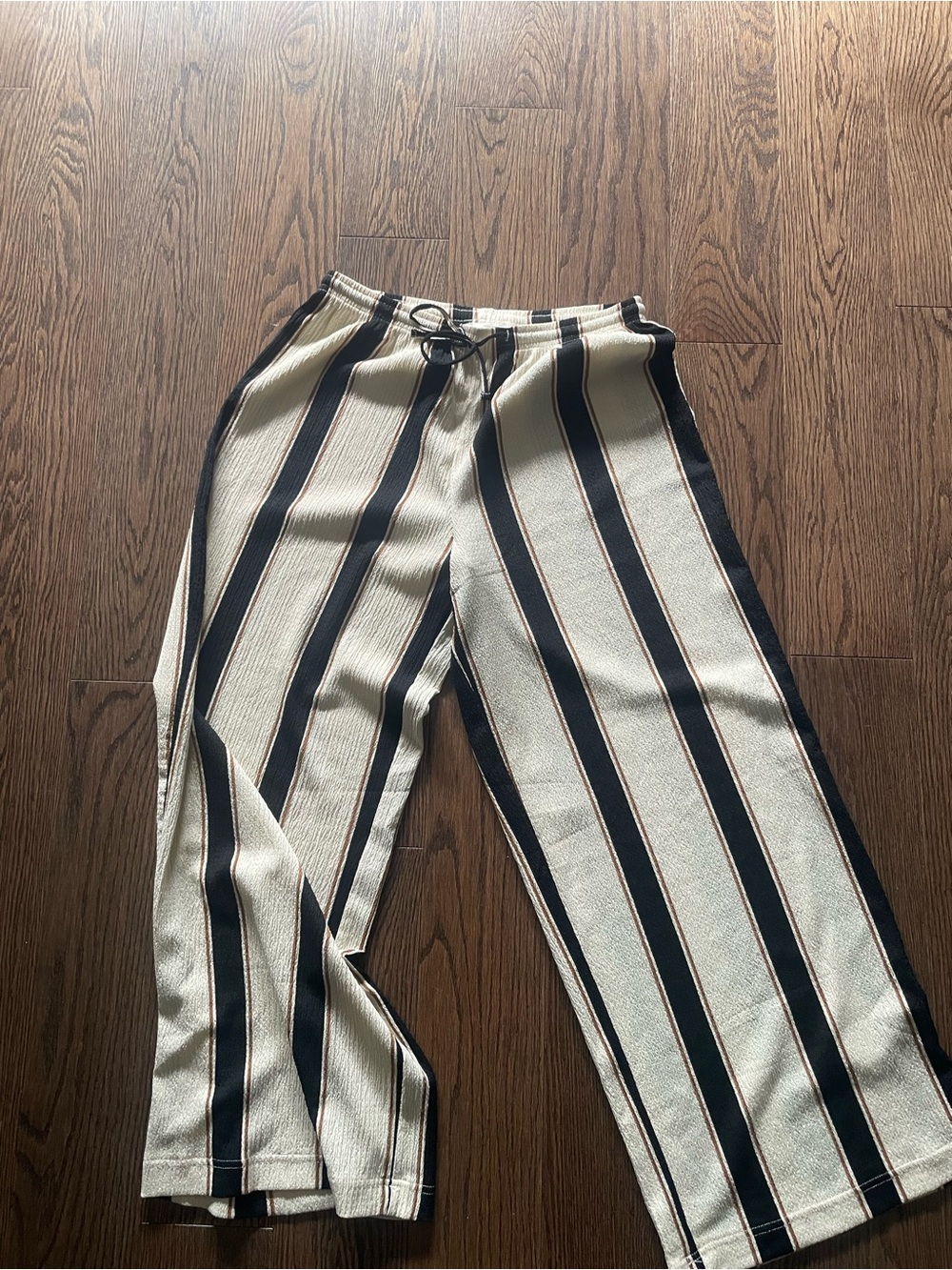 H&M Cream and Black Vertical Stripe Drawstring Joggers